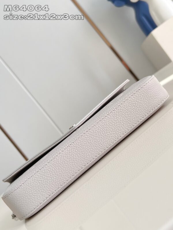 Louis Vuitton	Louis Vuitton Pochette Félicie