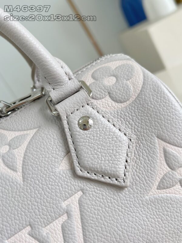 Louis Vuitton	Louis Vuitton Speedy Bandoulière 20