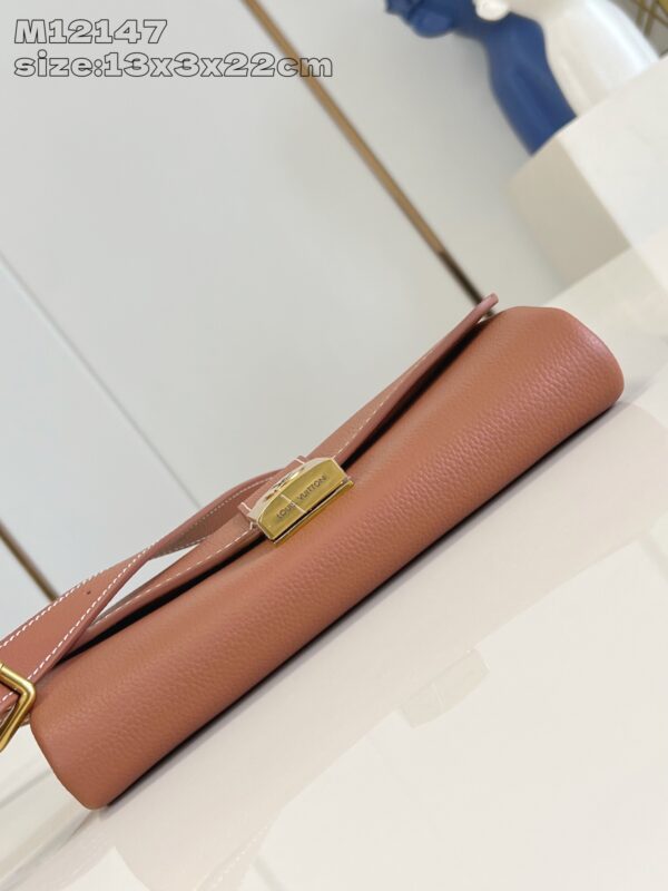 Wallet On Chain Low Key M12147