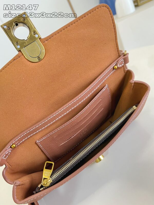 Wallet On Chain Low Key M12147