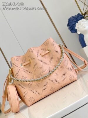 Louis Vuitton	Bella Mahina