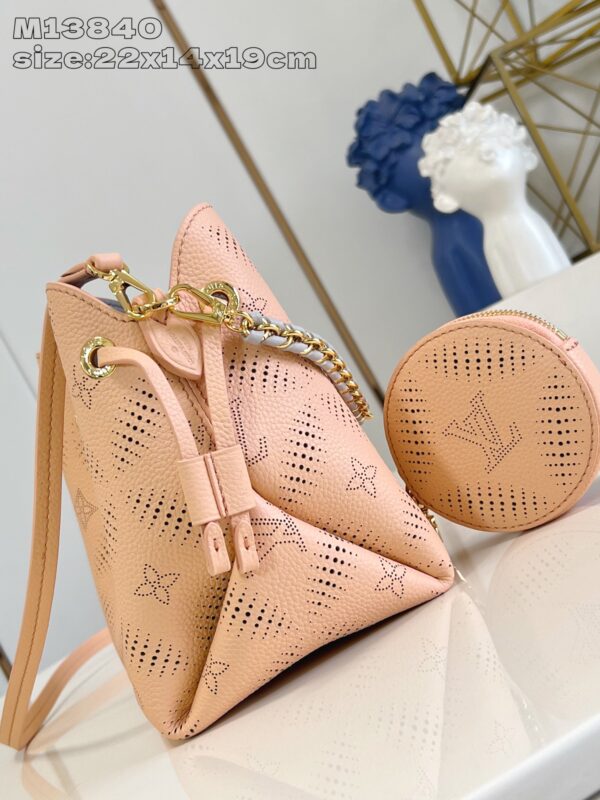 Louis Vuitton	Bella Mahina