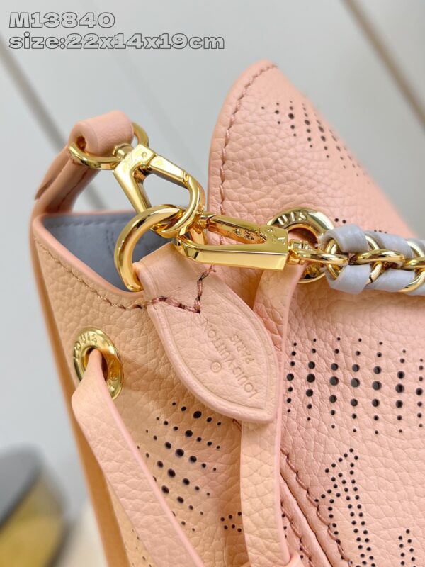 Louis Vuitton	Bella Mahina