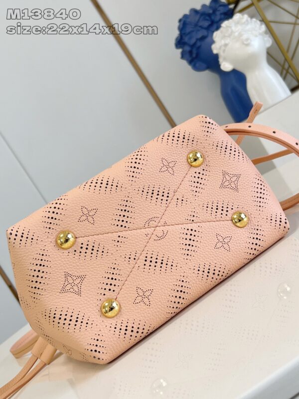 Louis Vuitton	Bella Mahina