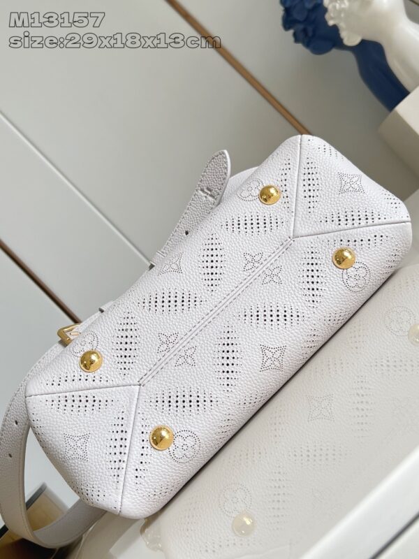Louis Vuitton	Hand It All PM
