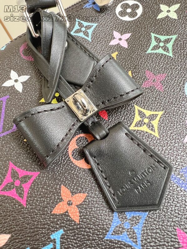 Louis Vuitton	LV x TM Speedy Soft 30