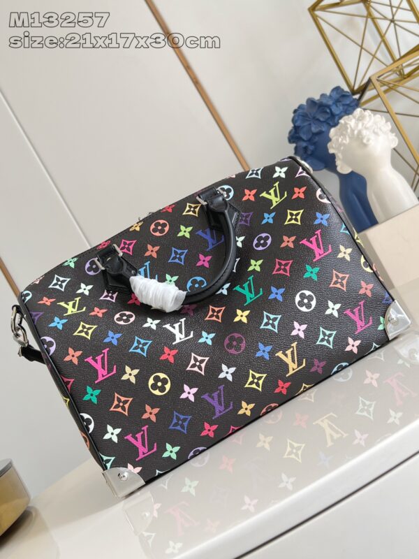 Louis Vuitton	LV x TM Speedy Soft 30