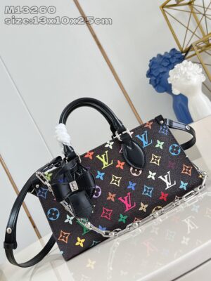 Louis Vuitton	LV x TM OnTheGo East West Chain