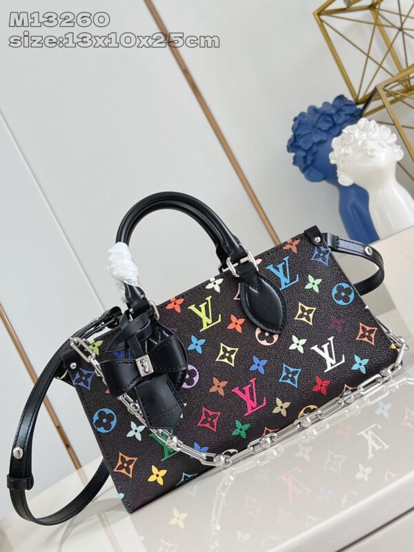 Louis Vuitton	LV x TM OnTheGo East West Chain