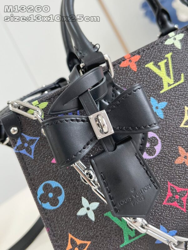 Louis Vuitton	LV x TM OnTheGo East West Chain