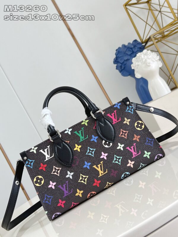Louis Vuitton	LV x TM OnTheGo East West Chain