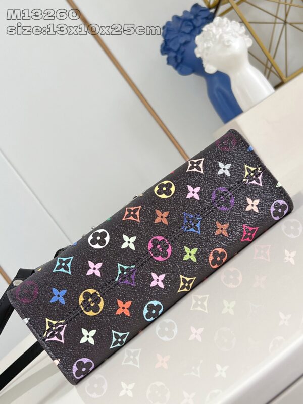 Louis Vuitton	LV x TM OnTheGo East West Chain