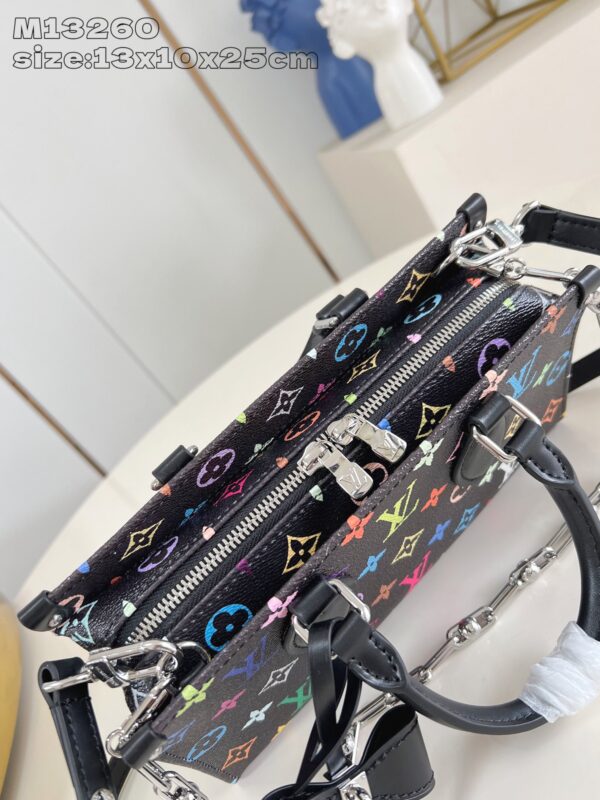 Louis Vuitton	LV x TM OnTheGo East West Chain
