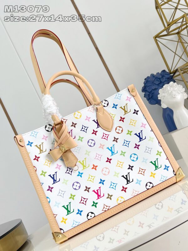 Louis Vuitton	LV x TM OnTheGo MM