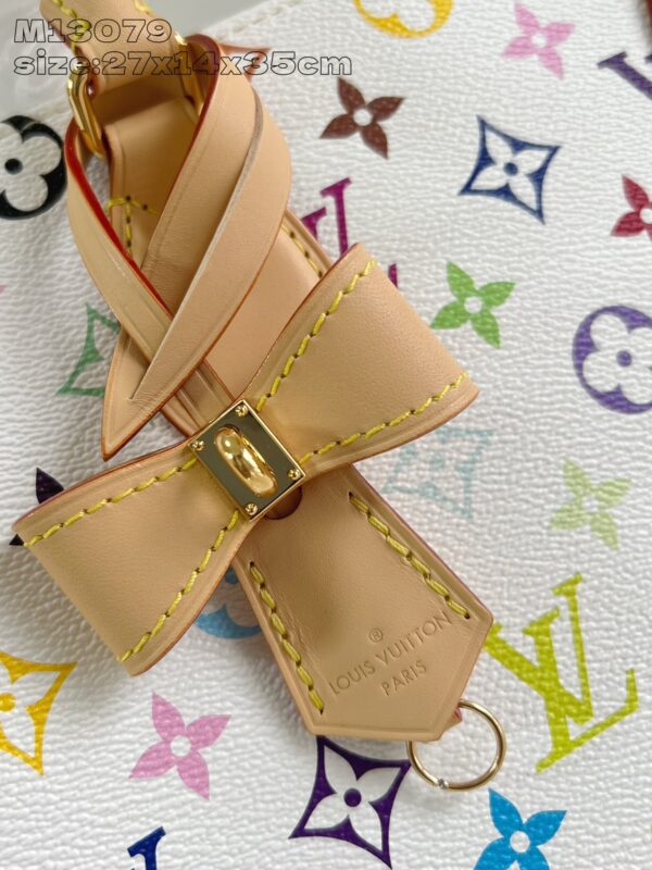 Louis Vuitton	LV x TM OnTheGo MM