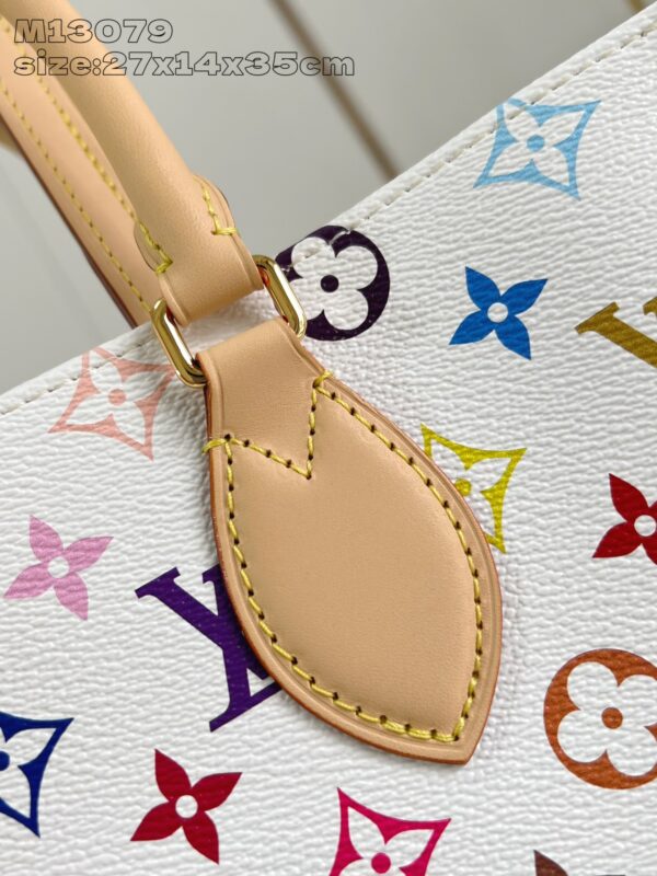 Louis Vuitton	LV x TM OnTheGo MM