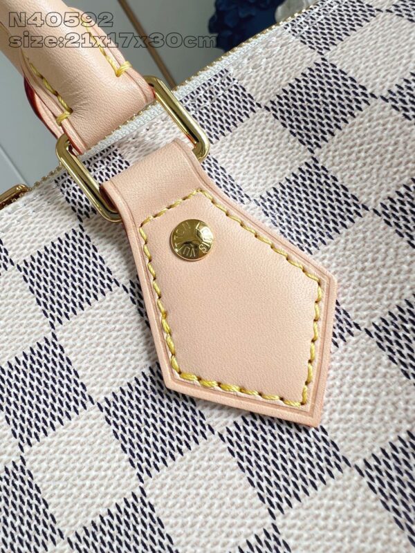 Louis Vuitton	Speedy Bandoulière 30