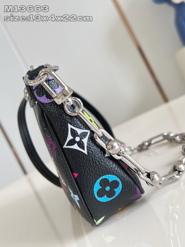 Louis Vuitton 	LV x TM Pochette Accessoires