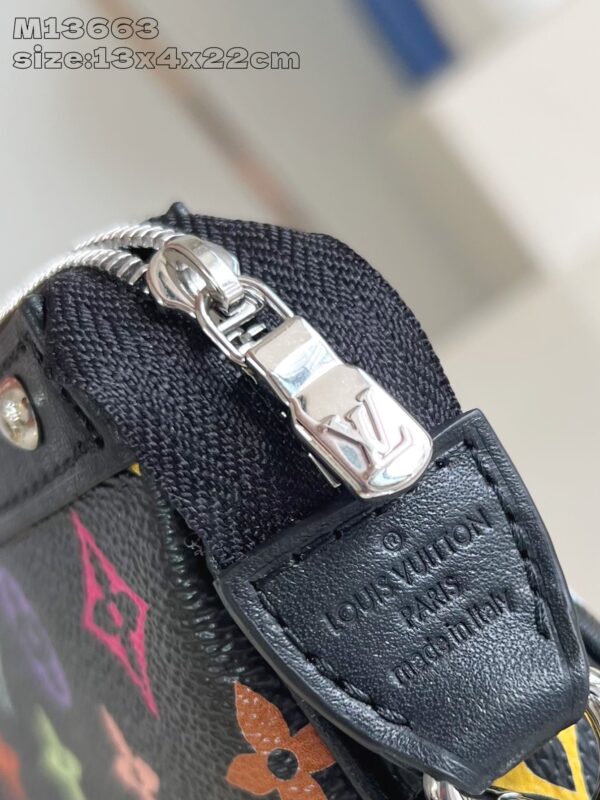 Louis Vuitton 	LV x TM Pochette Accessoires