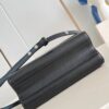 Louis Vuitton	Twist