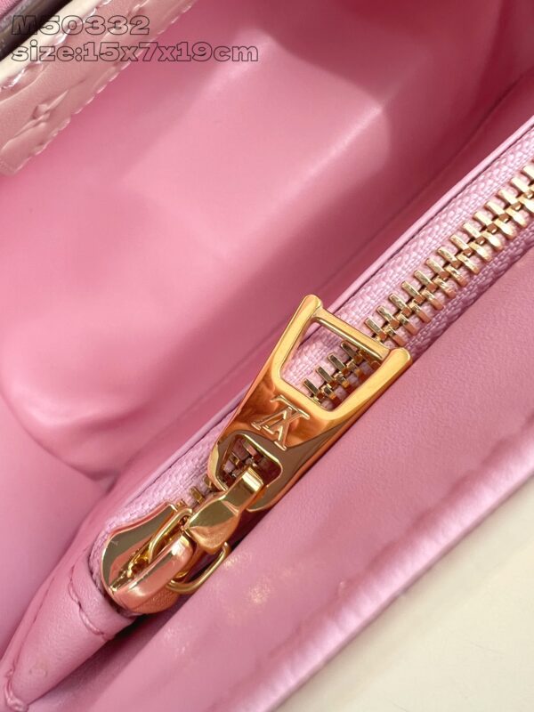 Louis Vuitton 	Twist