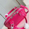Louis Vuitton	Alma BB
