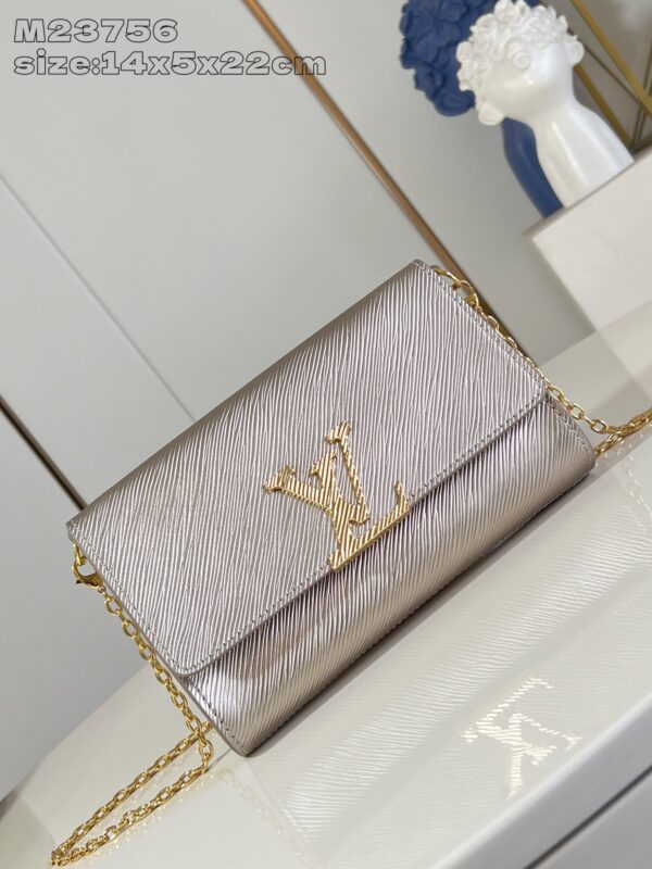 Louis Vuitton 	Pochette Louise