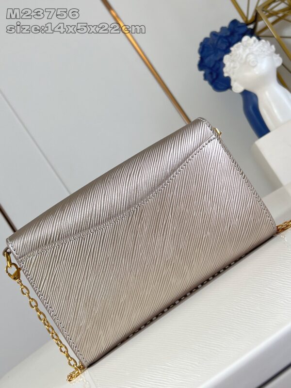 Louis Vuitton 	Pochette Louise