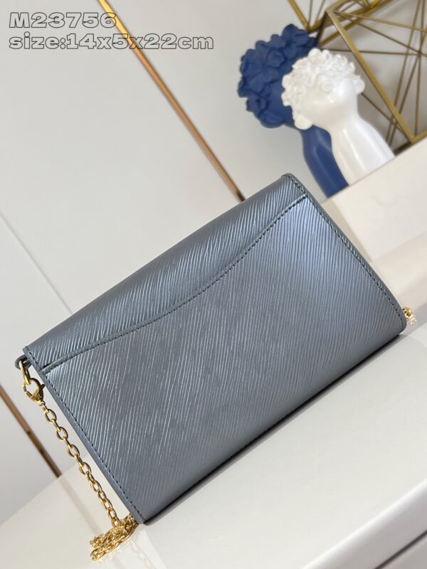 Louis Vuitton 	Pochette Louise