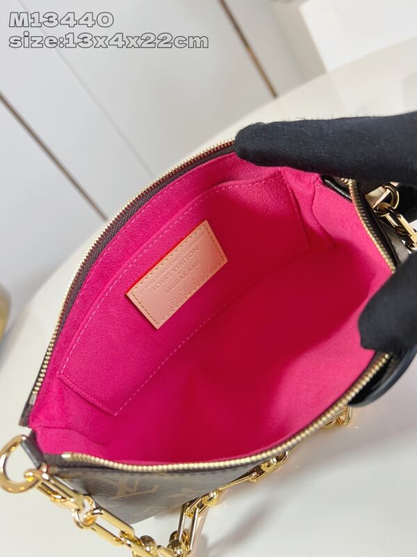 Louis Vuitton	LV x TM Pochette Accessoires