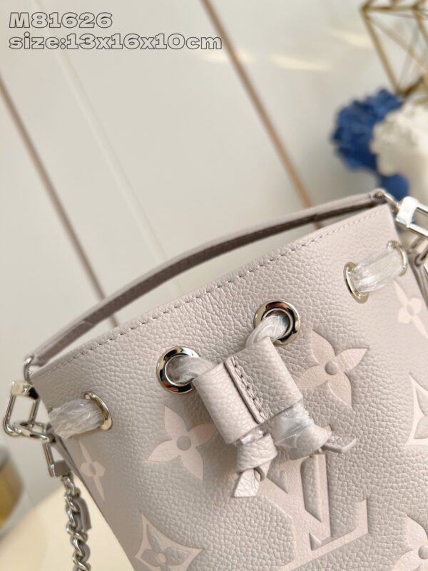 Louis Vuitton	Monogram Empreinte (Summer Stardust) Nano Noé