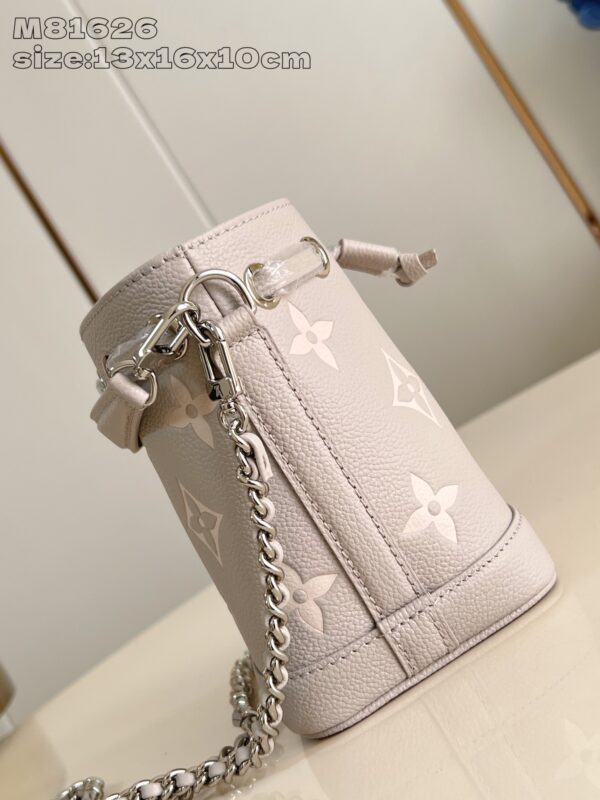 Louis Vuitton	Monogram Empreinte (Summer Stardust) Nano Noé