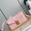 Louis Vuitton 	Pochette Métis East West