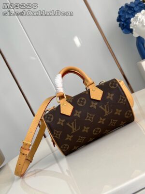 Louis Vuitton	Nano Speedy Dating