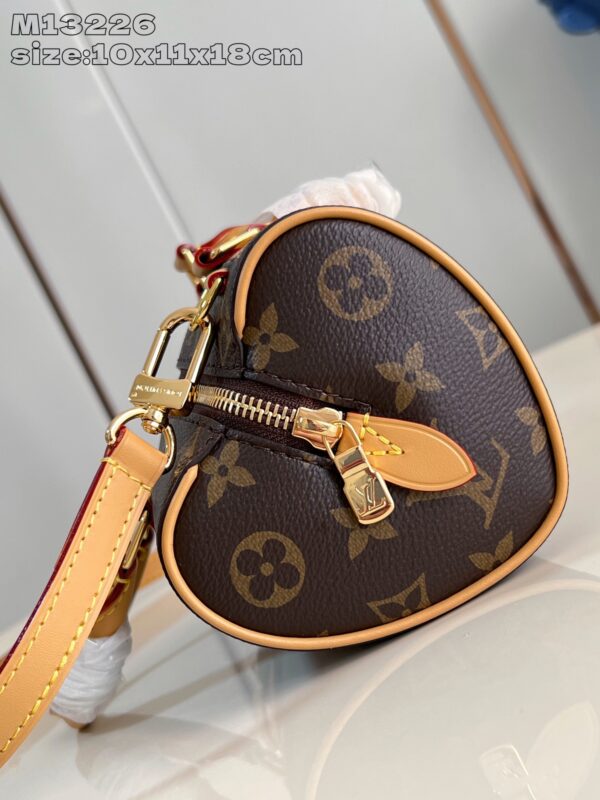 Louis Vuitton	Nano Speedy Dating