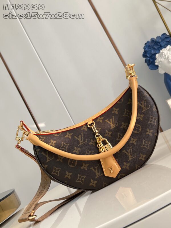Louis Vuitton	Looping