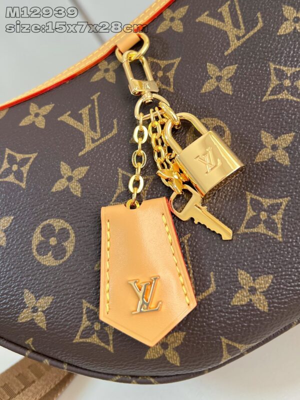 Louis Vuitton	Looping