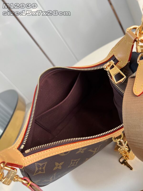 Louis Vuitton	Looping