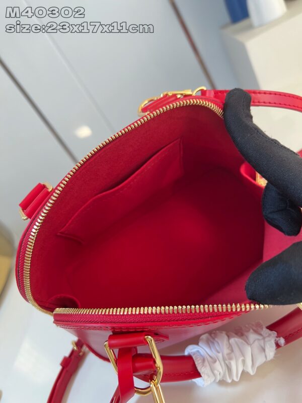 Louis Vuitton	Louis Vuitton Alma BB