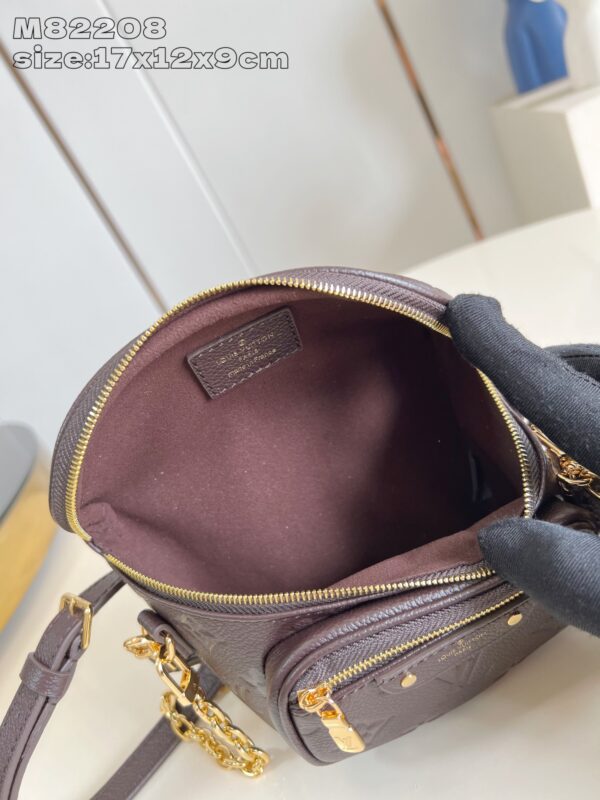 Louis Vuitton	Mini Bumbag