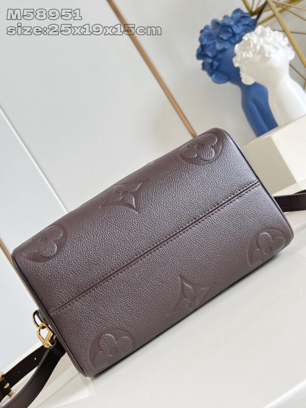 Louis Vuitton	Speedy Bandoulière 25
