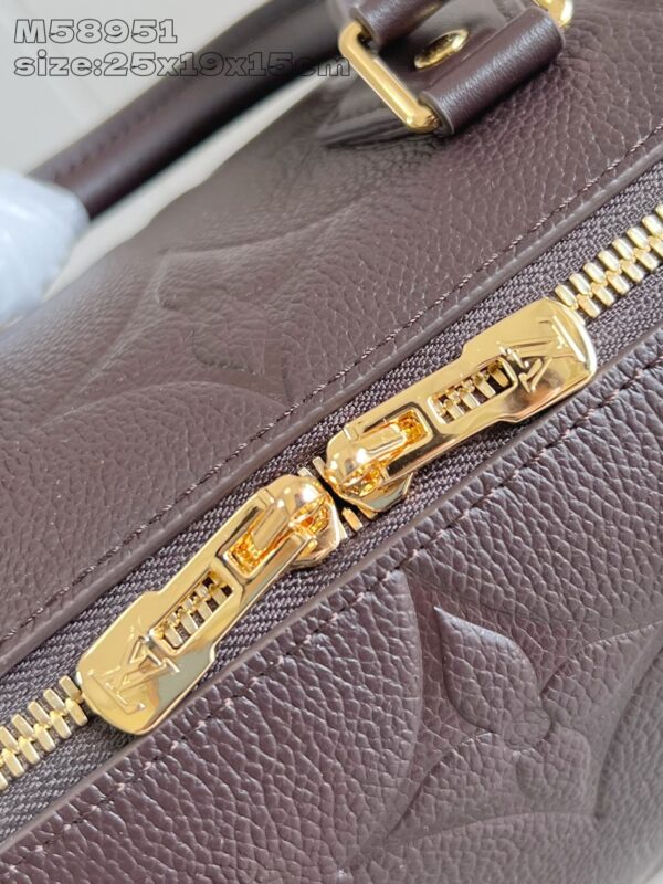 Louis Vuitton	Speedy Bandoulière 25