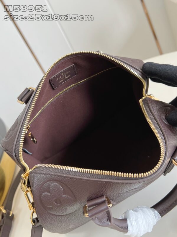 Louis Vuitton	Speedy Bandoulière 25