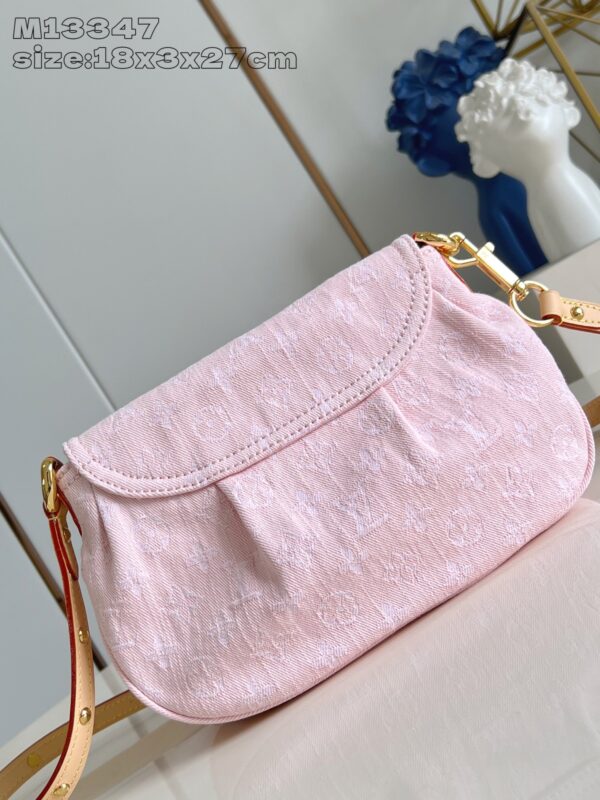 Louis Vuitton	Sunset