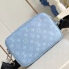 Louis Vuitton	Alpha Messenger