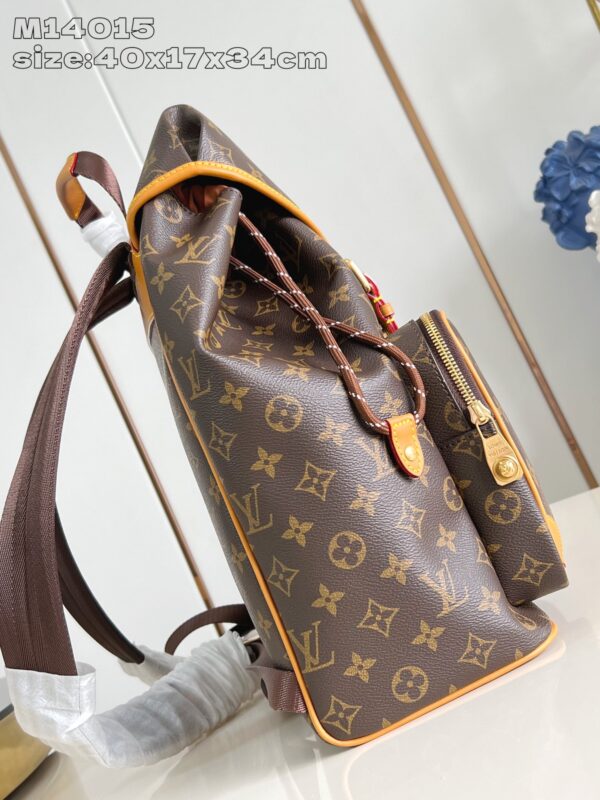 Louis Vuitton	Montsouris Cargo Backpack