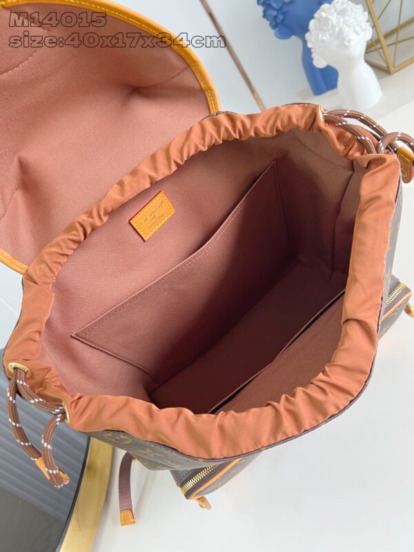 Louis Vuitton	Montsouris Cargo Backpack