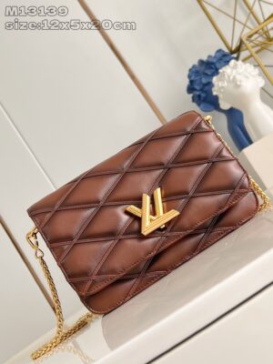 Louis Vuitton	Wallet On Chain GO-14