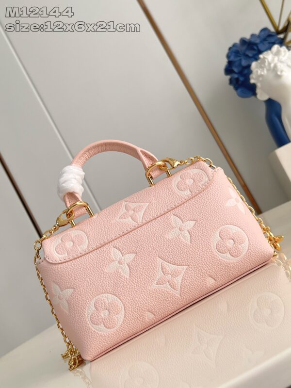 Louis Vuitton	Nano Madeleine