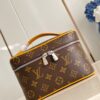 Louis Vuitton	Nice Mini